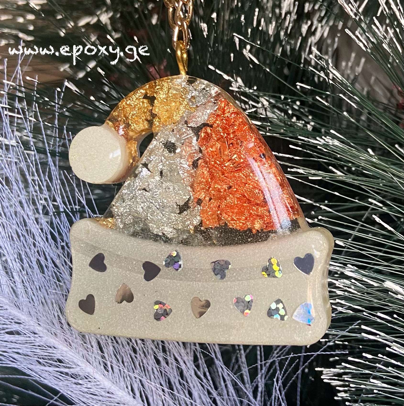 ნაძვის-ხის-სათამაშო